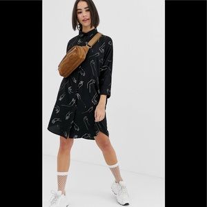 Monki Hand Print Oversized Shirt Dress Size Small